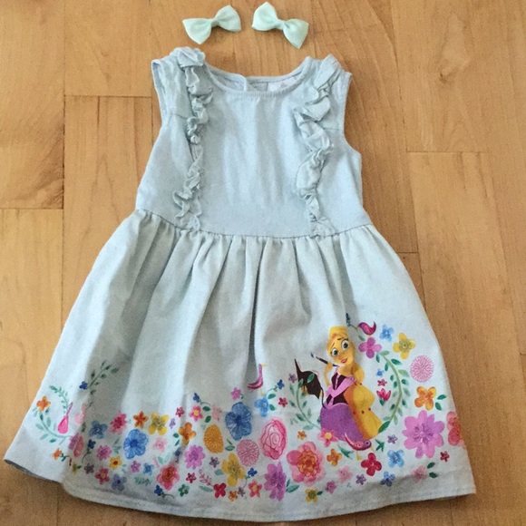 Disney Other - Disney dress 4T 🍬
